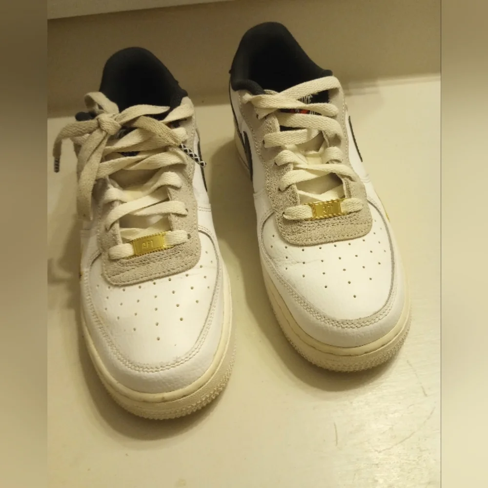 Nike Ken Griffey Jr. Air Force One '07 LV8 Jr & Sr. Youth Sneakers - Picture 12 of 15